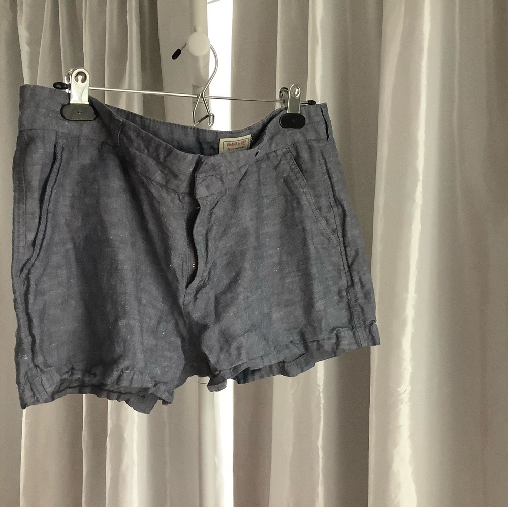 GAP Women's Gray Bermudas